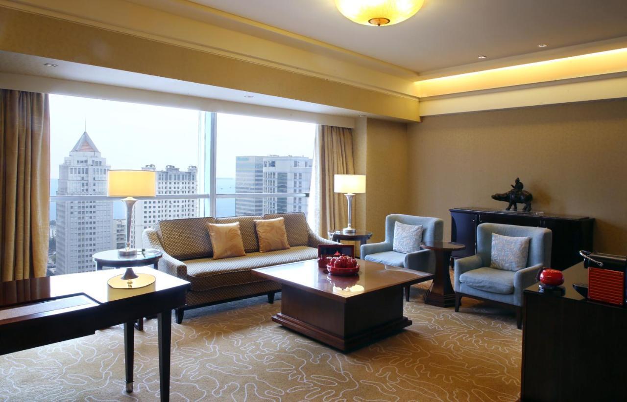 Hotel Shangri-la - Fourth Square
